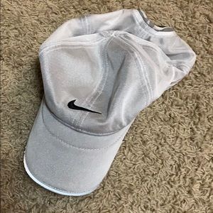 Nike Hat white